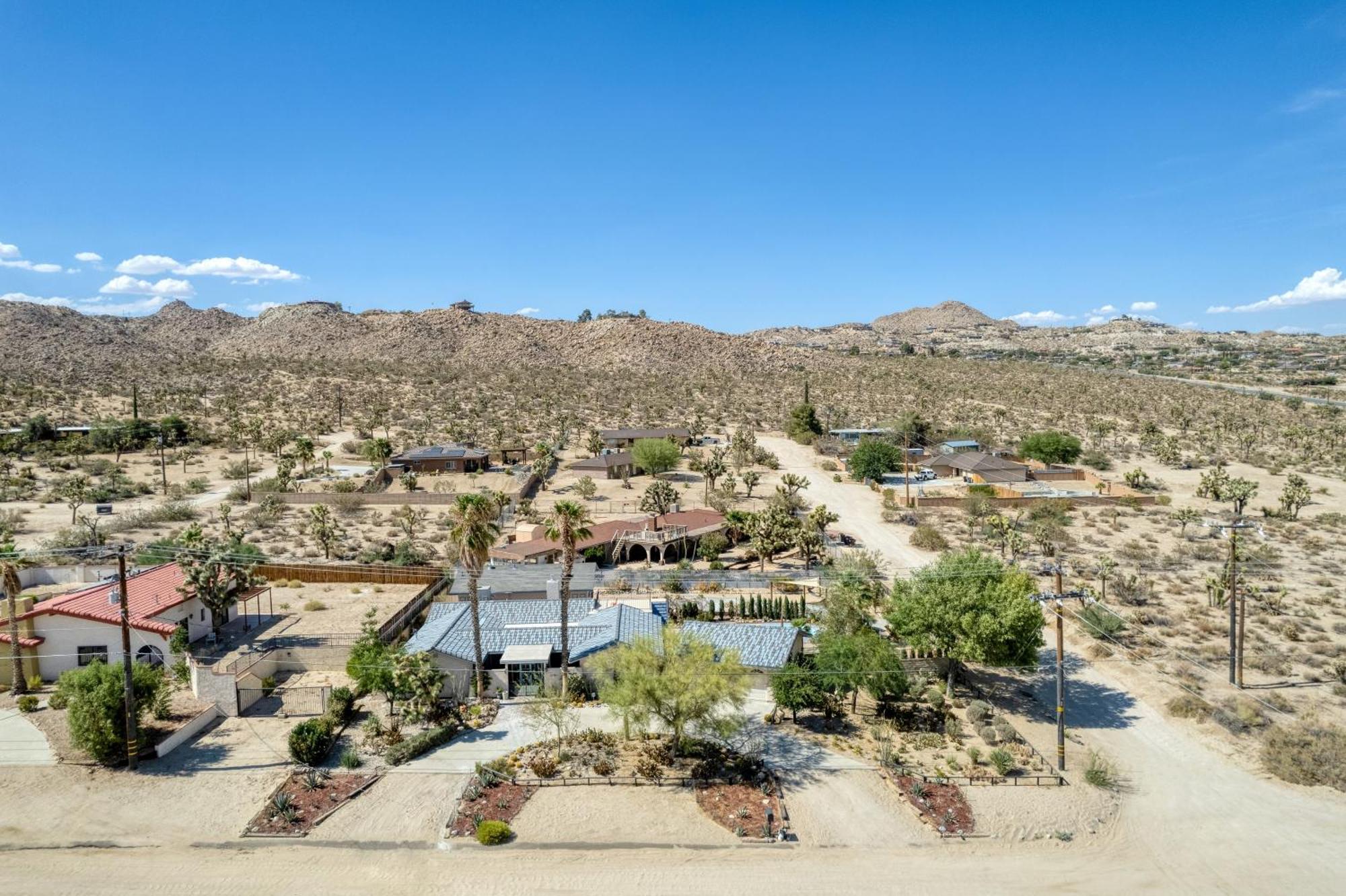 Archie By Avantstay Desert Retreat W Courtyard Edge Of Joshua Tree Yucca Valley Esterno foto